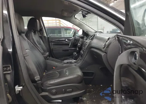 2017 Buick Enclave Leather z USA, uszkodzony, nr VIN 5GAKVBKD2HJ244262